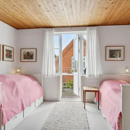 Holiday home Cordelia - 1km From The Sea In Nw Jutland By Interhome Skagen