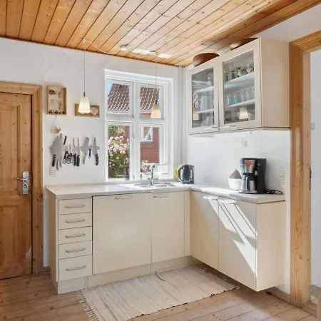 Vakantiehuis Cordelia - 1km From The Sea In Nw Jutland By Interhome