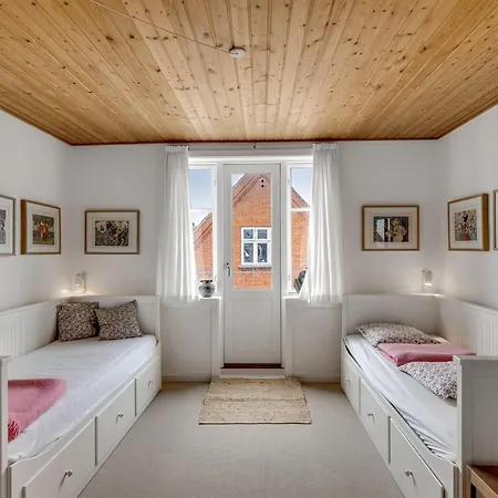 Cordelia - 1km From The Sea By Interhome بيت للعطل